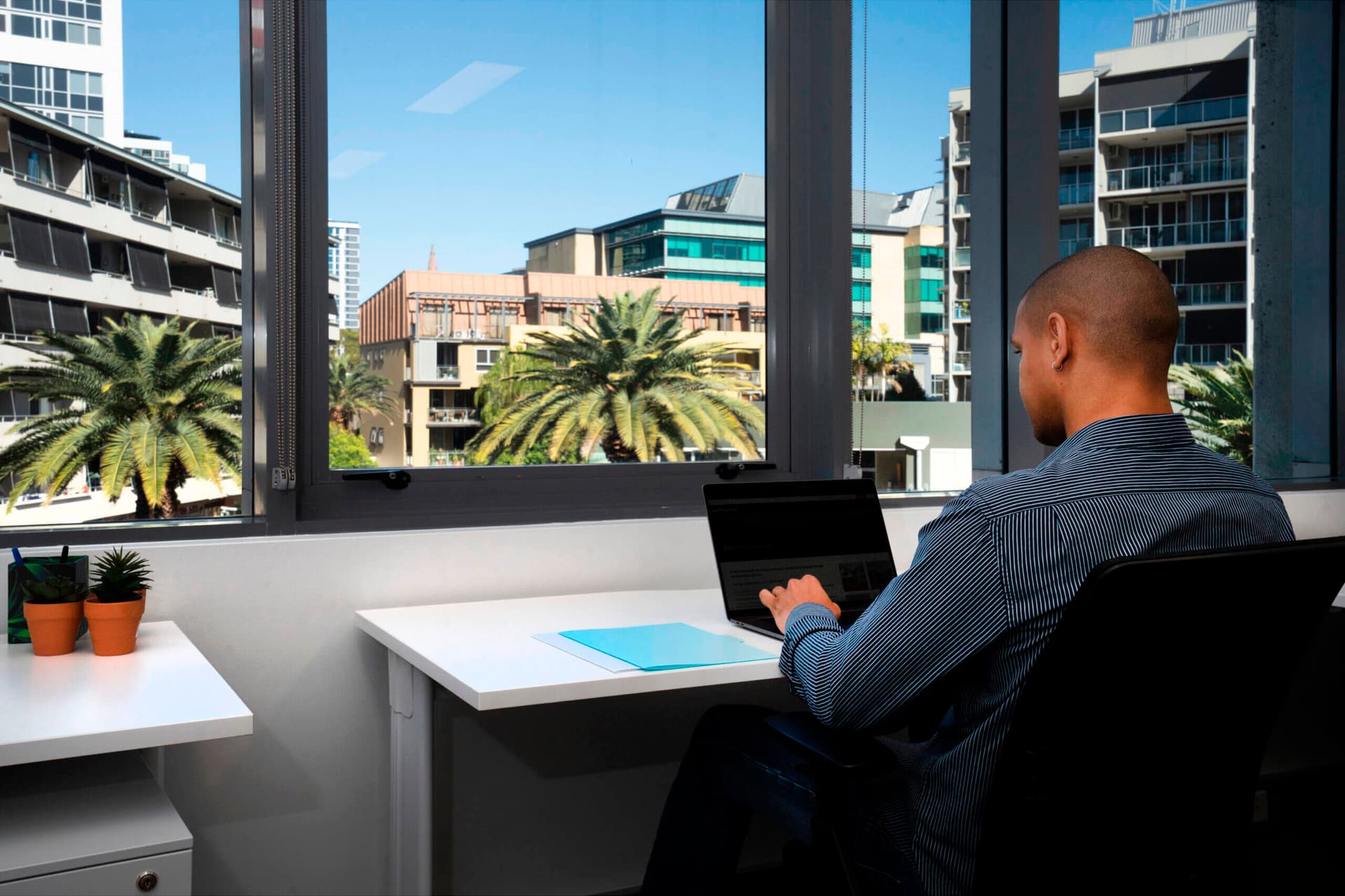 Day offices at Workspace365 with view Emporium view